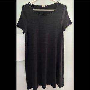 VGUC Gap T Shirt Dress, Black, size medium petite